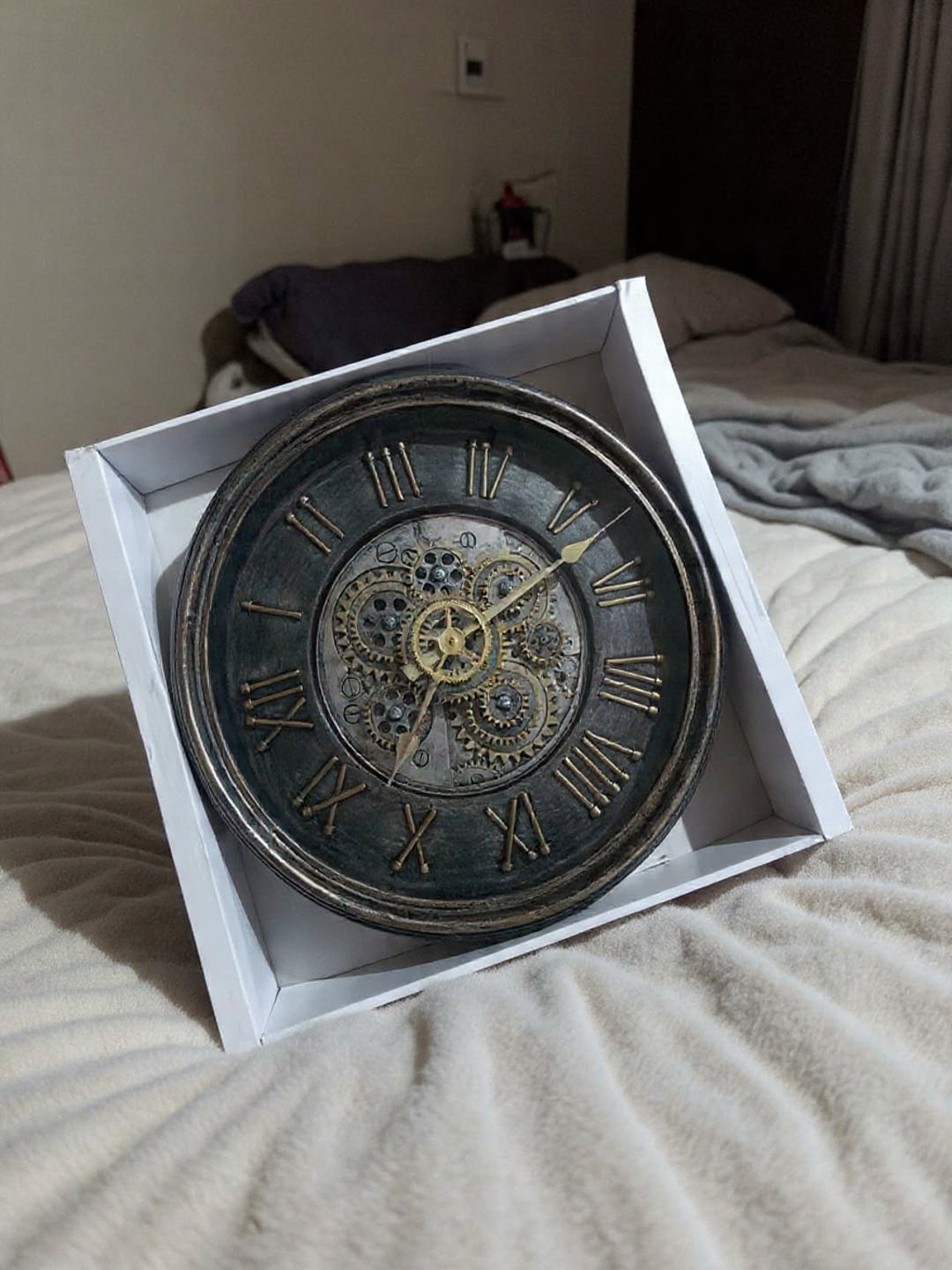 Retro Moveable Gearing wall clock