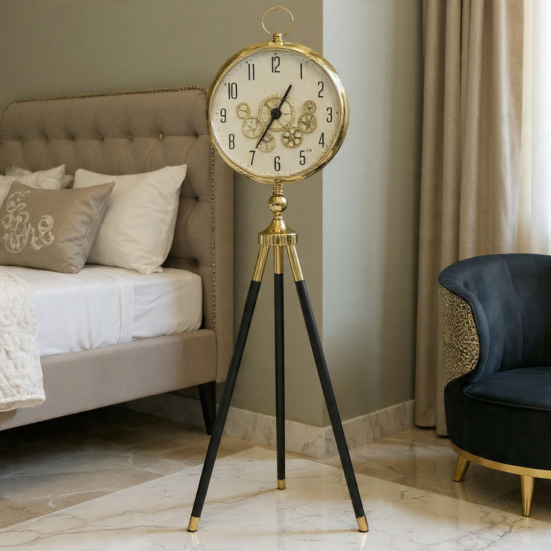 Tripod standing clock with Gears