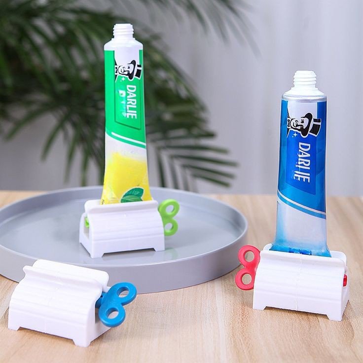 Toothpaste rolling Squeezer