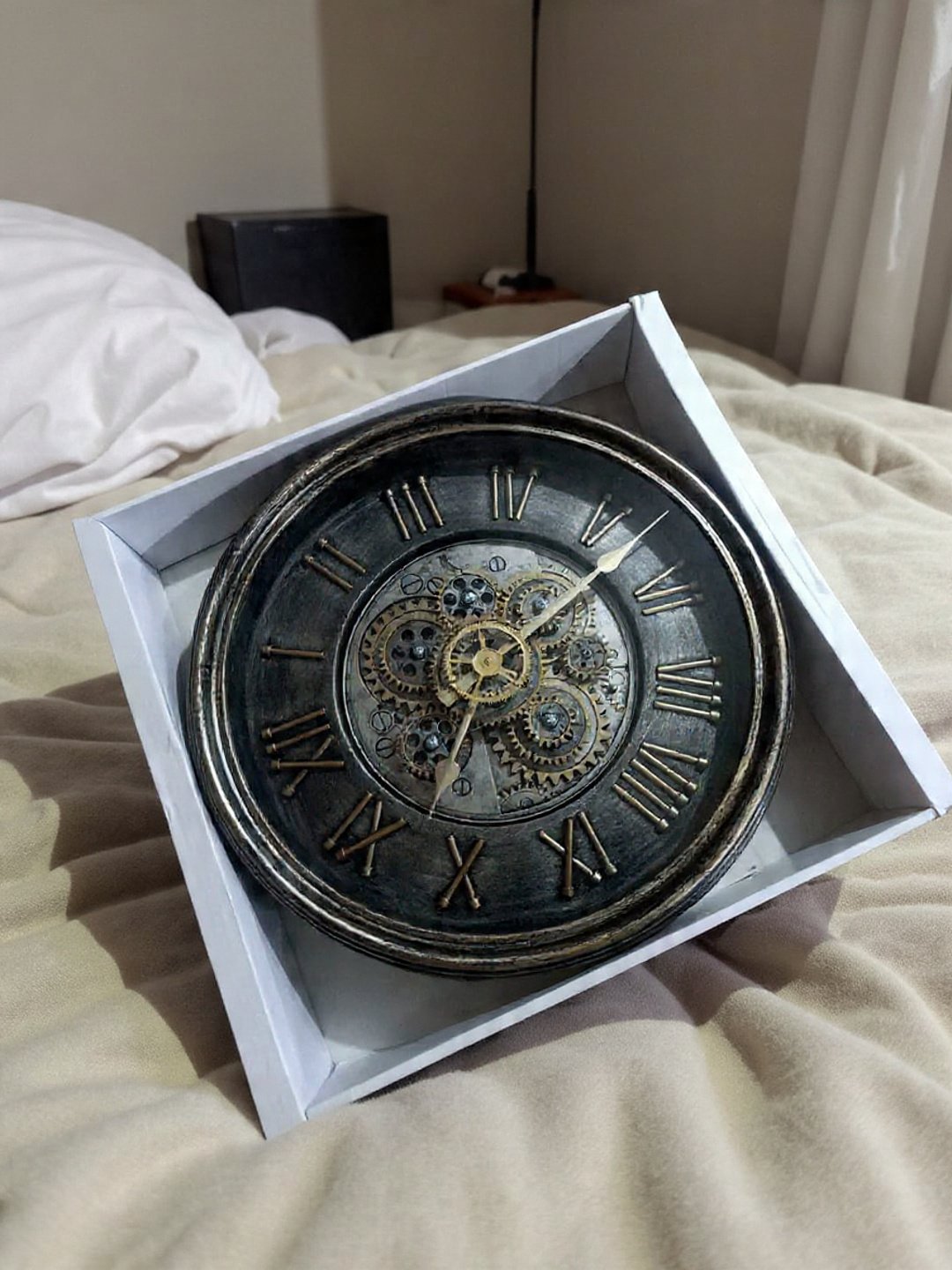 Retro Moveable Gearing wall clock