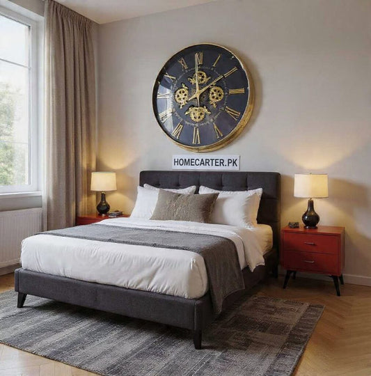 Round moveable Gearing Golden wall clock