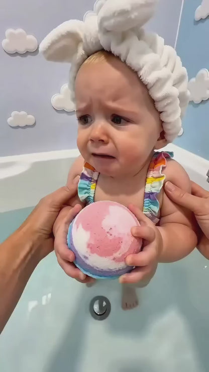 Kids bath bomb with toy inside