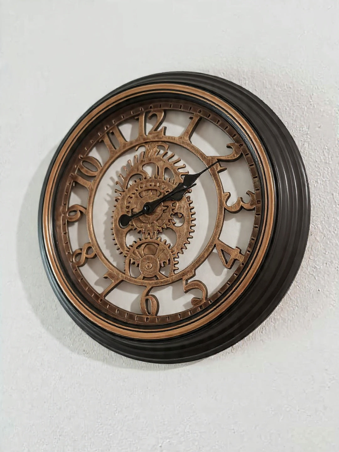 Retro Gearing look wall clock