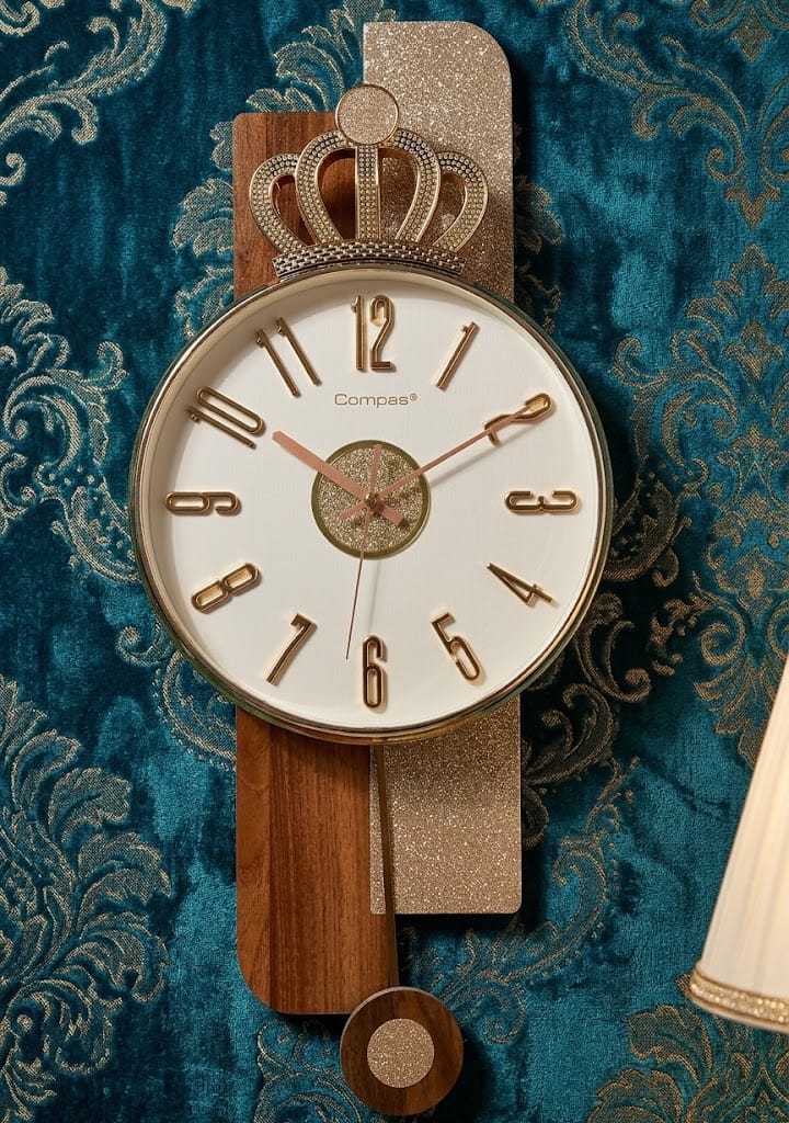 Crown decorative Wall clock