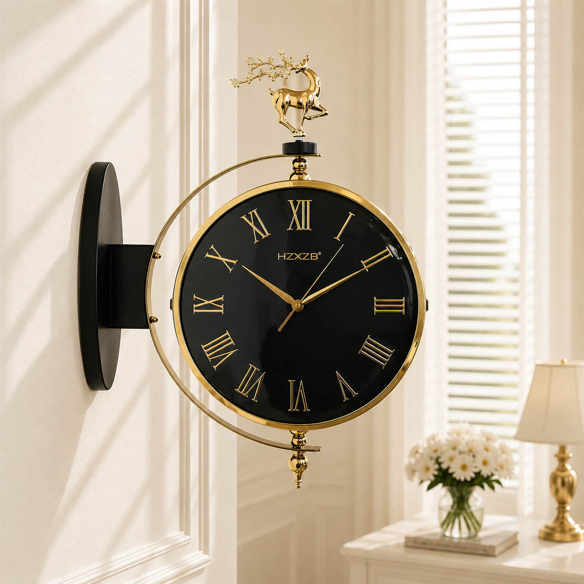 Nordic Markhor design station clock